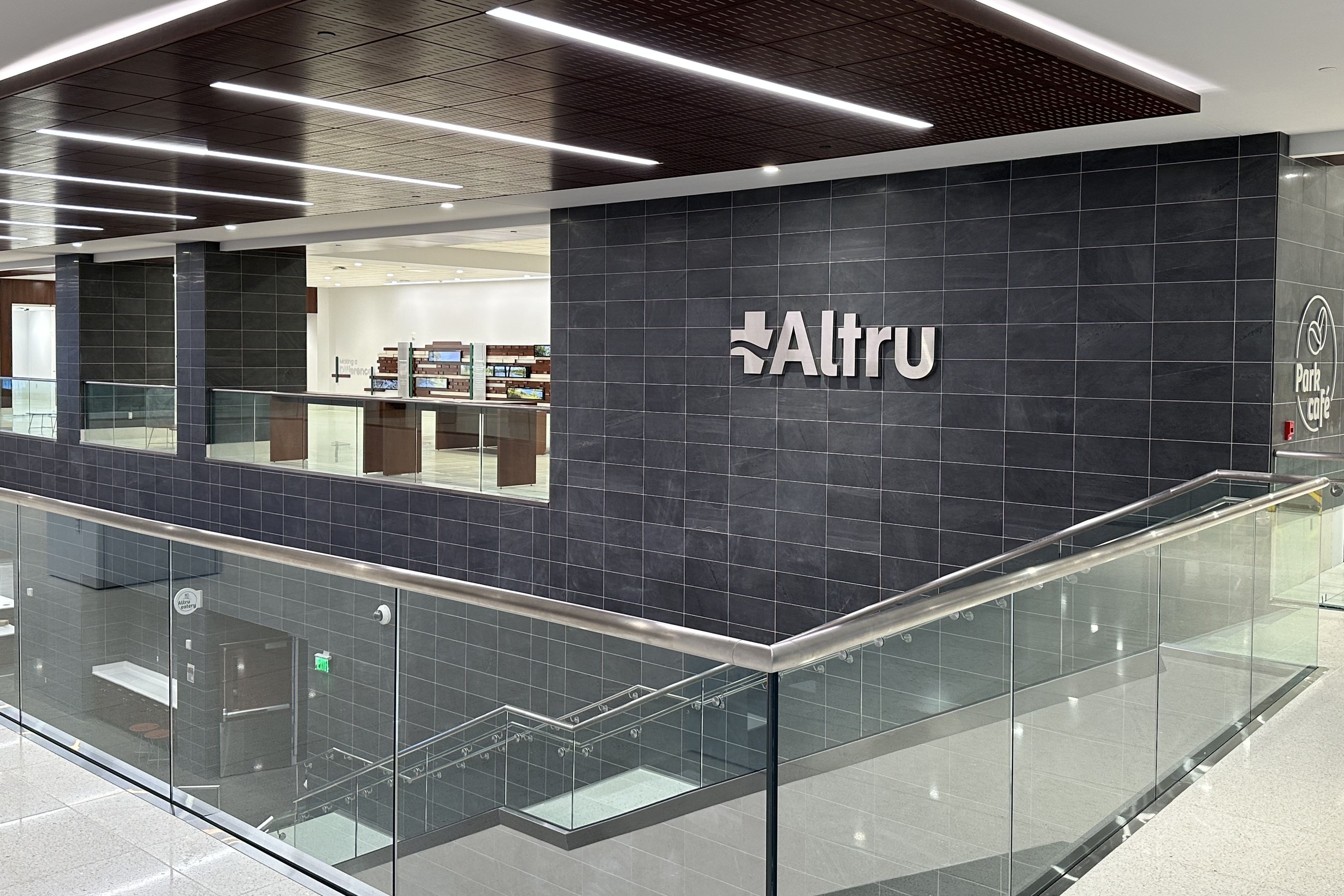 This feature is centrally located on the second floor of the main entrance.